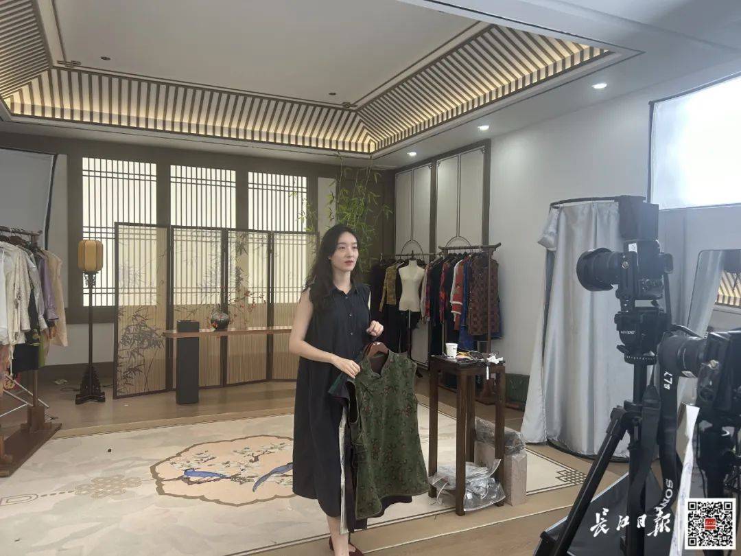 皇冠会员注册_突然激增！武汉这里爆单了皇冠会员注册，订单排到8月