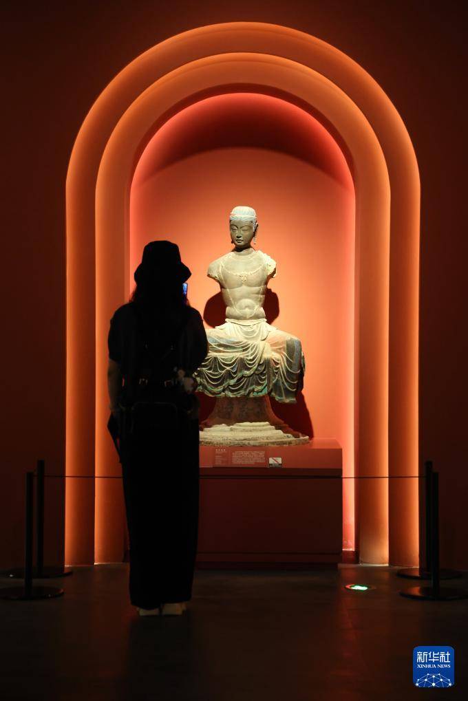 皇冠信用网申请条件_“大成敦煌——敦煌文化艺术大展”在深圳开展