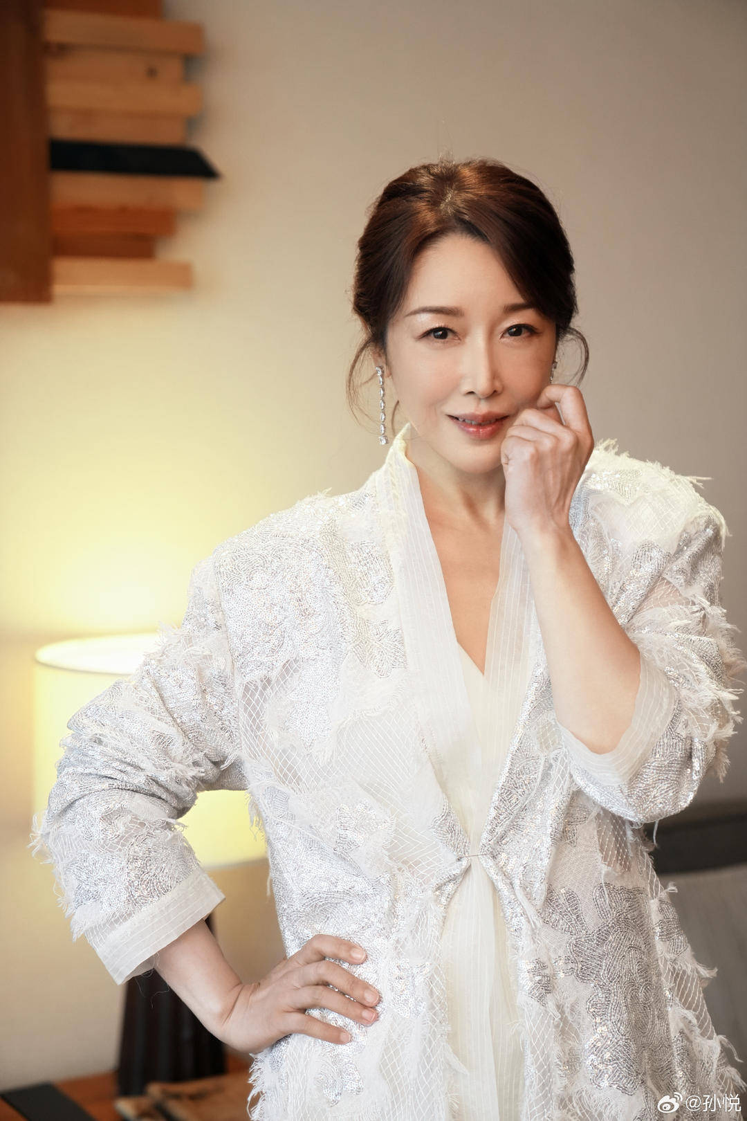 皇冠登3代理申请_歌手孙悦因家人去世皇冠登3代理申请，取消演出，曾为照顾儿子淡出乐坛