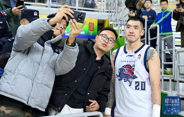 皇冠登1登2登3申请_篮球丨CBA俱乐部杯赛：浙江稠州金租不敌山东高速